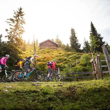 In Near Slopes Апартаменти *