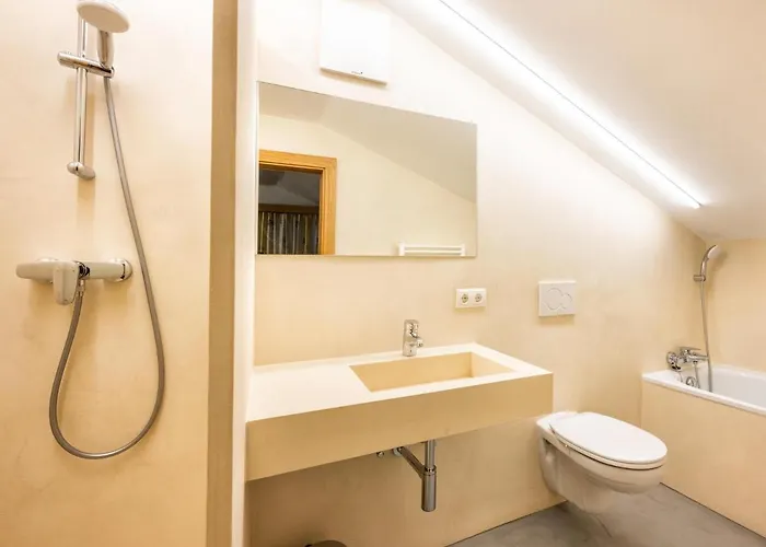 Apartment In Near Slopes Flachau